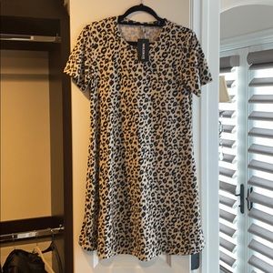 Leopard print tshirt dress